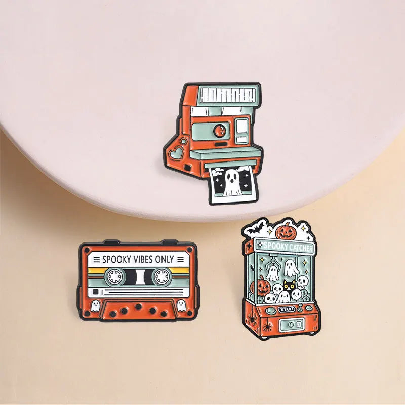 Retro Ghost Claw Machine Pin Set – 3 Piece